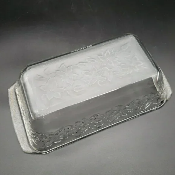 PRINCESS HOUSE Fantasia Glass Bread Loaf Pan – Embossed Floral Vintage Bakeware - Picture 4 of 8